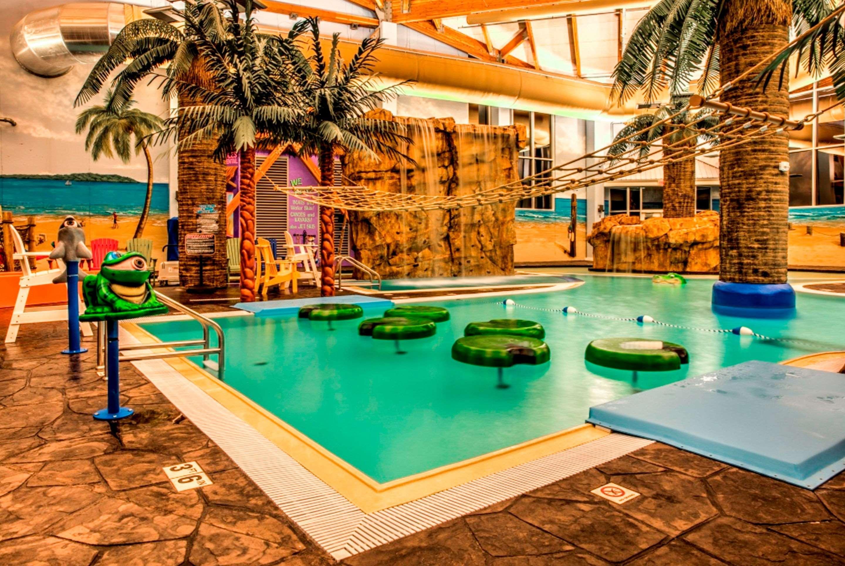 The Heritage Inn & Suites, Ascend Hotel Collection Гарден-Сити Экстерьер фото